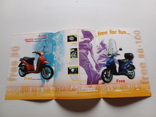 Piaggio Free 50 - 100 Catalyzed depliant originale italiano
