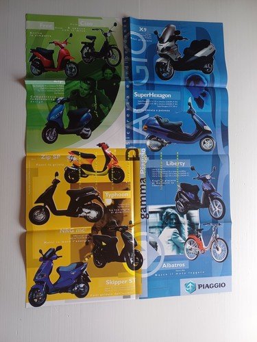Piaggio produzione modelli 2001 depliant originale