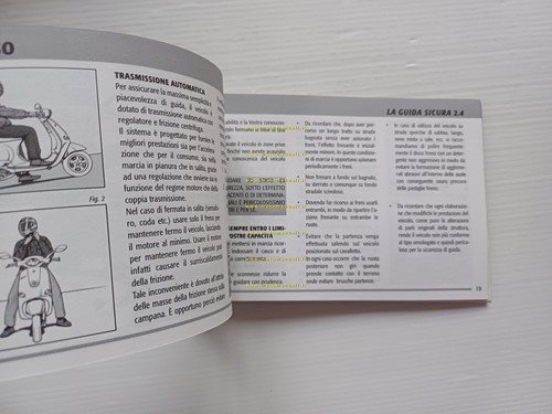 Piaggio Vespa ET4 50 2000 manuale uso manutenzione italiano originale