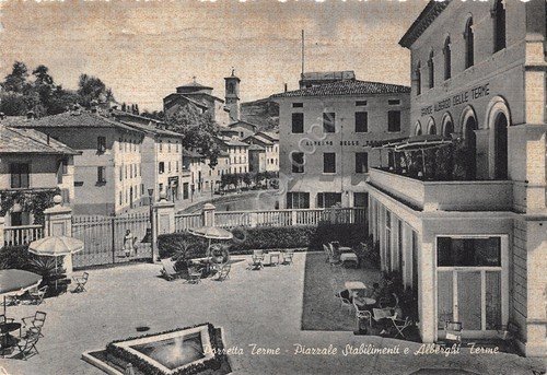 Porretta Terme Piazzale Stabilimento e Alberghi Terme 1961