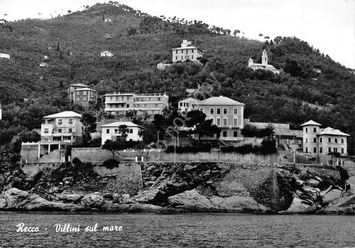 Recco piccole ville sul mare 1958