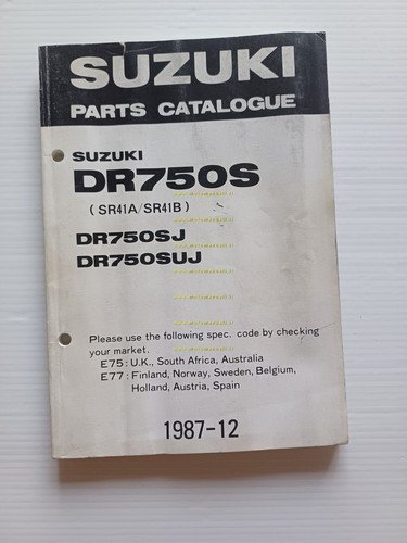 SUZUKI DR 750 S 1987-88 catalogo ricambi originale