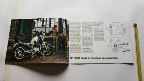 Suzuki GR 650 1983 circa depliant ITALIANO moto originale brochure