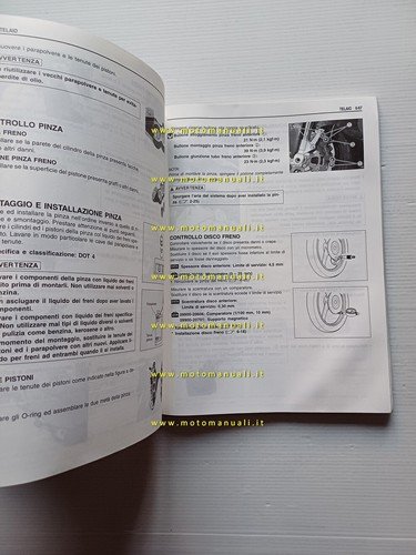 Suzuki GSX 1300 1999 manuale officina ITALIANO originale