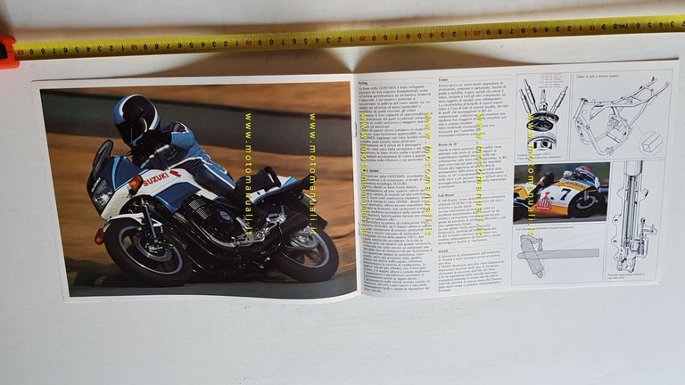 Suzuki GSX 550 ES 1985 depliant ITALIANO moto originale brochure