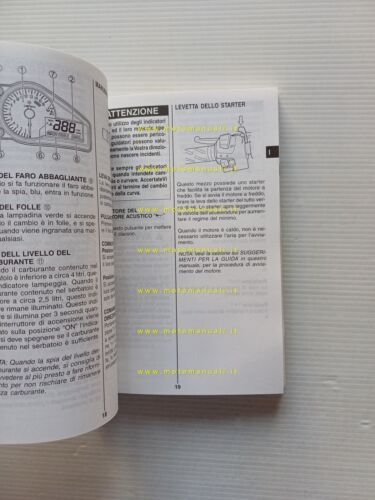 Suzuki GSX-R 750 2000 manuale uso manutenzione libretto originale italiano