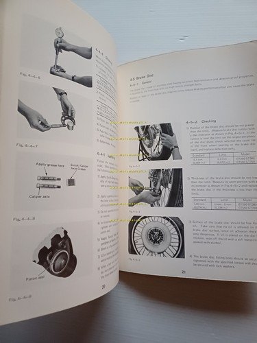 Suzuki GT 250-380-550-750 1972 Freno Disco Aggiornamento manuale officina