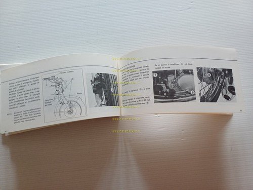Suzuki GT 380 1976 manuale uso manutenzione libretto italiano originale
