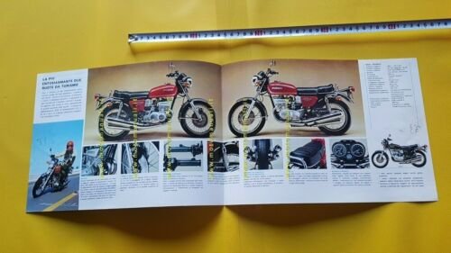 Suzuki GT 550 1975 depliant originale italiano genuine brochure