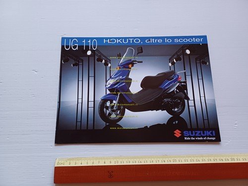 Suzuki Hokuto UG 110 2000 scooter depliant originale ITALIANO