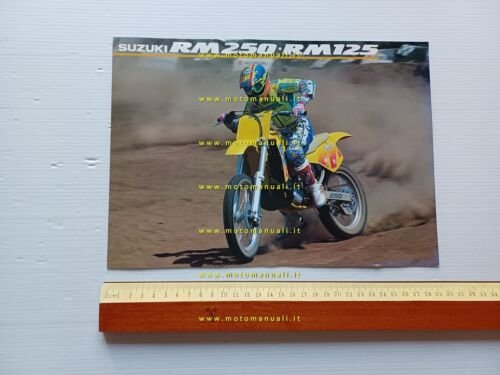 SUZUKI RM 250 - RM 125 Cross 1990 depliant INGLESE …