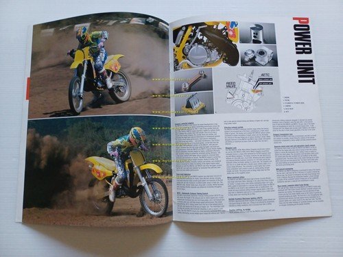 SUZUKI RM 250 - RM 125 Cross 1991 cartella stampa …