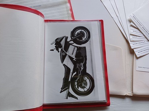 Suzuki salone Milano presentazione RG 500 e nuovi modelli 1983 …