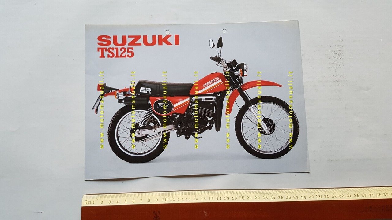 Suzuki TS 125 1985 depliant ITALIANO moto originale brochure