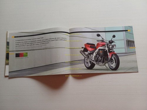 Triumph catalogo modelli Sport - Sport Touring 2004 depliant italiano …