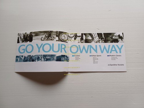 Triumph catalogo produzione modelli 2005 depliant italiano originale