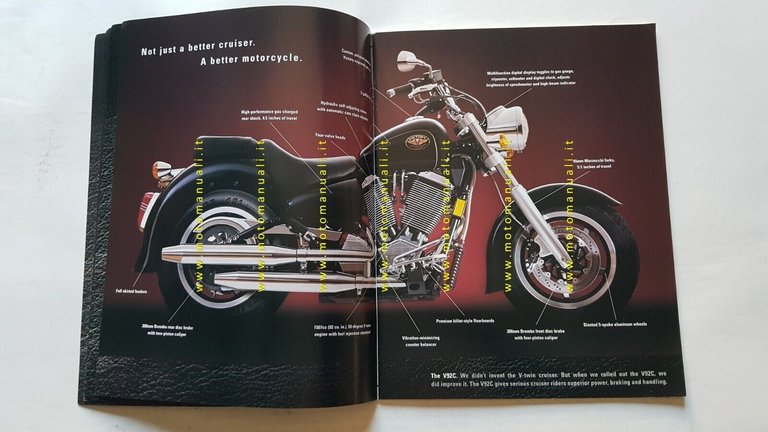 Victory Motorcycles produzione 2000 depliant originale testo inglese