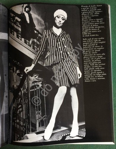 Vogue Italia - Aprile 1968 - Twiggy e Penelope Tree … | Immagine Gallery 2