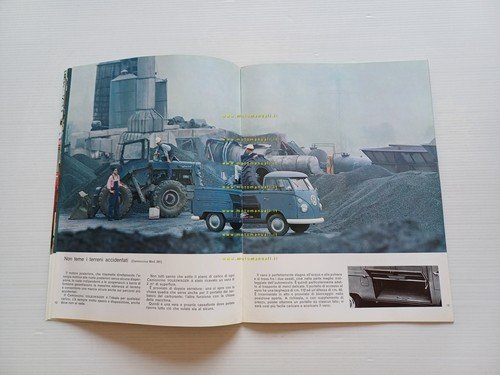 Volkswagen produzione furgoni 1965 depliant italiano originale