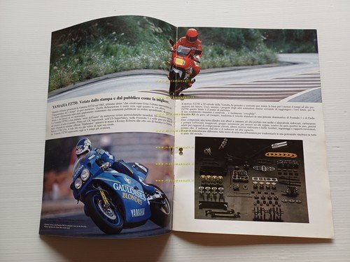 Yamaha FZ 750 1986 depliant originale moto ITALIANO brochure