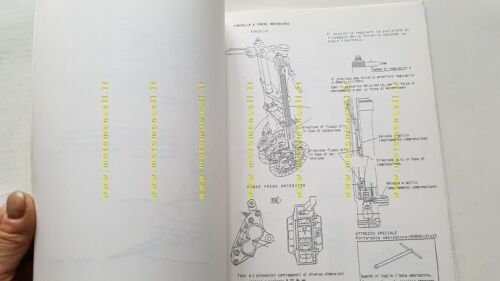 Yamaha FZR 750 R 1989 Model information manuale officina originale