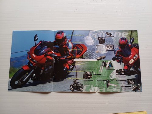 Yamaha FZS 600 Fazer 1999 depliant italiano originale
