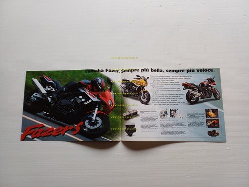Yamaha FZS 600 S Fazer 2000 depliant italiano originale