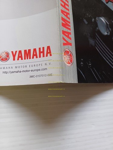 Yamaha FZS 600 S Fazer 2000 depliant italiano originale
