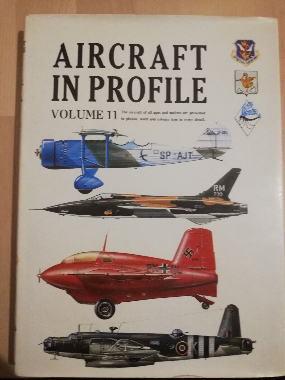 Aircraft in profile, vol. 11, 1972, Profile pubblications