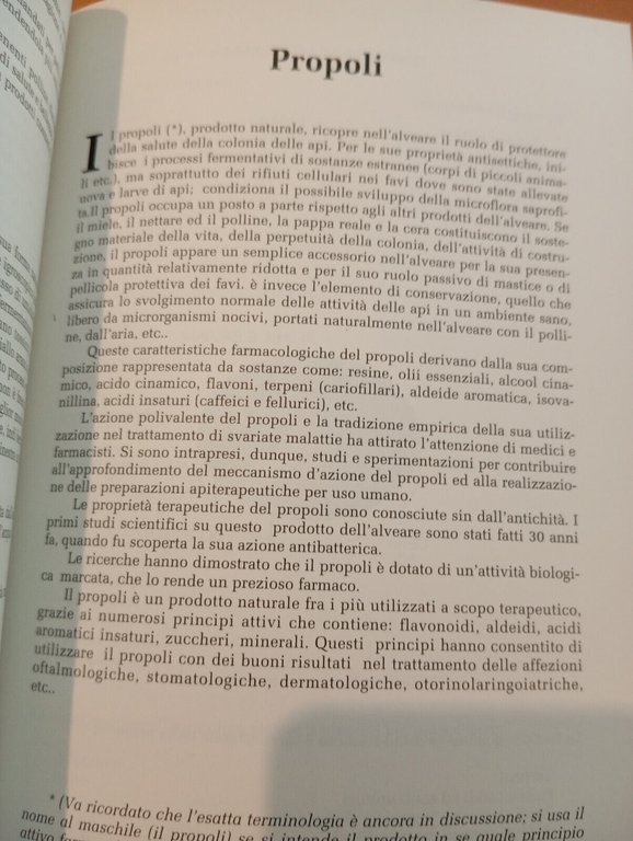 Apiterapia. Curarsi con il miele, polline, propoli, Umberto Nardi, 1992 …