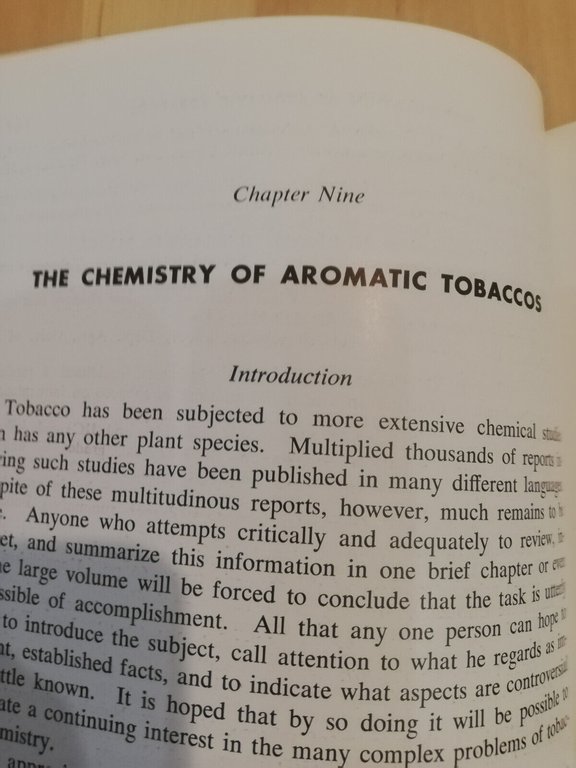 Aromatic or oriental tobaccos, Frederick A. Wolf, 1962, in inglese