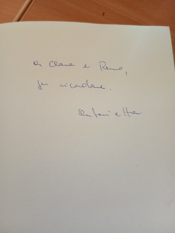 Calpestando le aiuole, Antonietta Tiberia, Edizioni Progetto Cultura, 2003 | Immagine Gallery 10