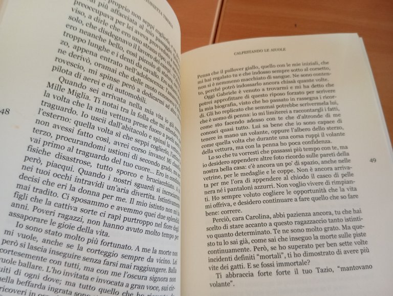 Calpestando le aiuole, Antonietta Tiberia, Edizioni Progetto Cultura, 2003 | Immagine Gallery 17
