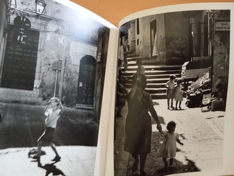 Cefalù, Vincenzo Consolo - Giuseppe Leone, Bruno Leopardi Editore, 1999 | Immagine Gallery 8