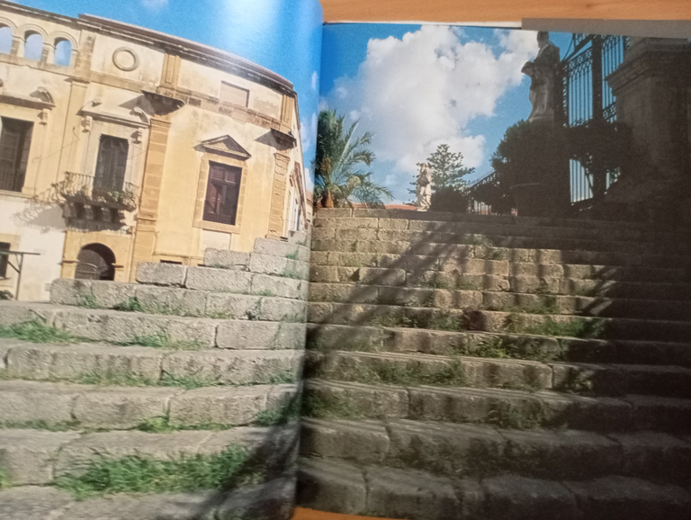 Cefalù, Vincenzo Consolo - Giuseppe Leone, Bruno Leopardi Editore, 1999 | Immagine Gallery 9