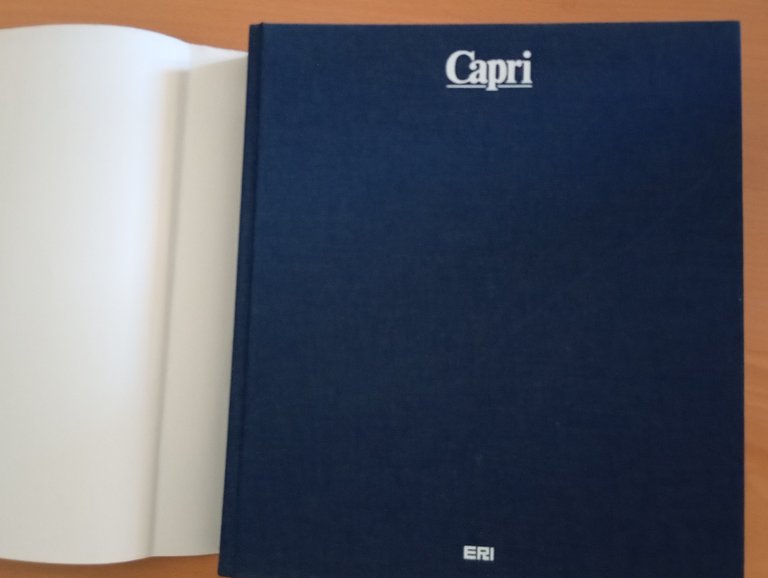 Luigi Ghirri, Mimmo Jodice, Capri, Cesare De Seta, ERI 1983, … | Immagine Gallery 9