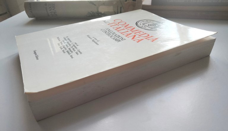 Commedia all'italiana. Angolazioni e controcampi, Riccardo Napolitano, Gangemi