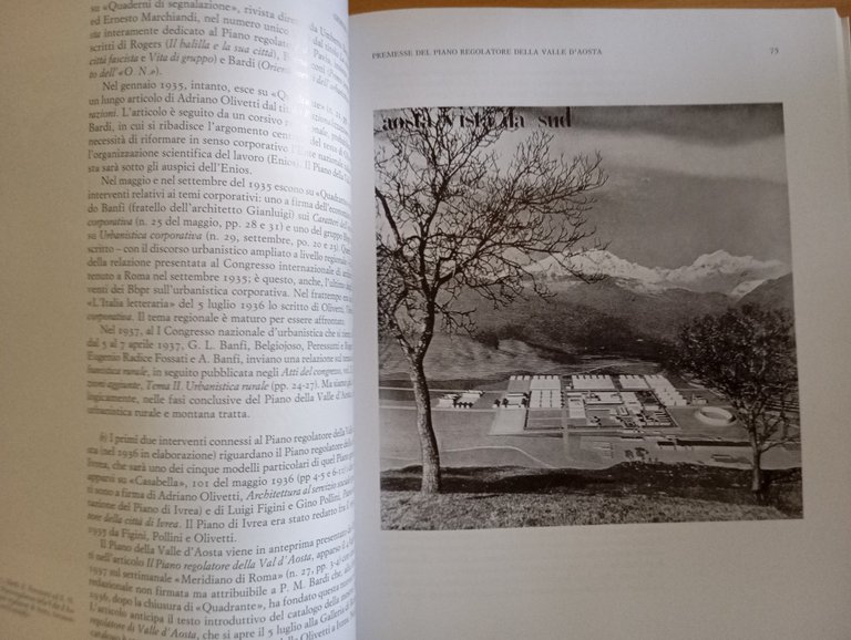 Costruire la città dell'Uomo. Adriano Olivetti e l'urbanistica, 2001 | Immagine Gallery 12