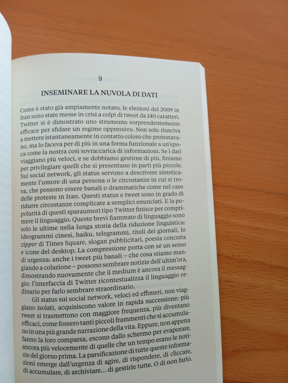 CTRL+C, CTRL+V (scrittura non creativa), Kenneth Goldsmith, Nero, 2019