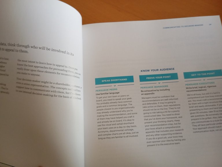 Data story, Dancy Duarte, IdeaPress, 2019