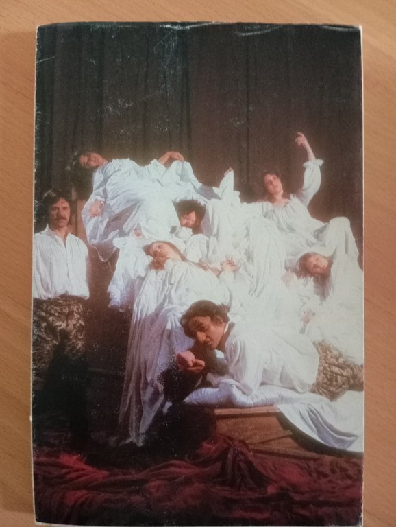 Don Giovanni e il suo servo, Rocco Familiari, La casa …