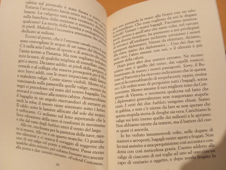 Due valigie di dollari, Roberto Ducci, Le Lettere, 2009