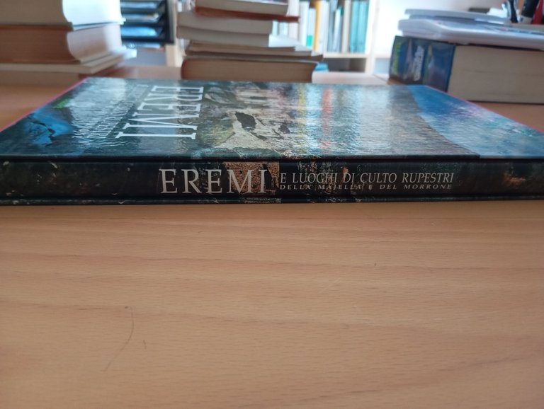 Eremi. Luoghi di culto rupestri della Majella e del Morrone, … | Immagine Gallery 2