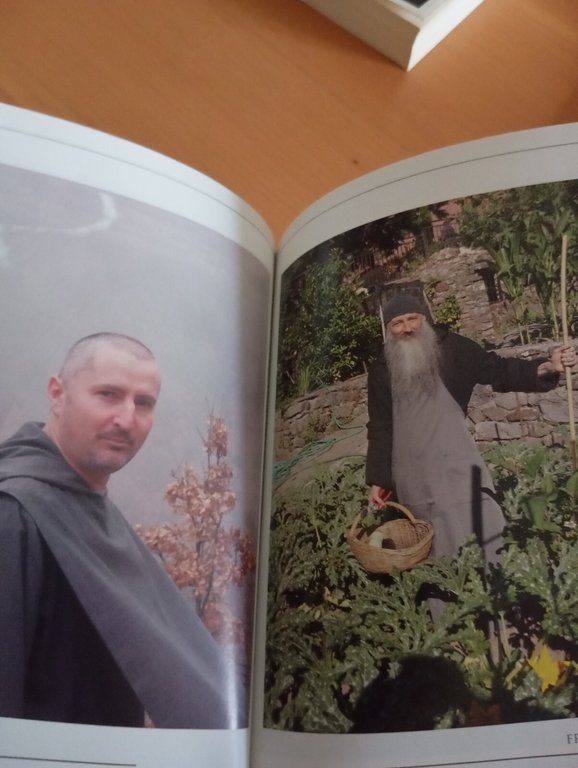 Eremiti, Espedita Fisher, Castelveccchi, 2012