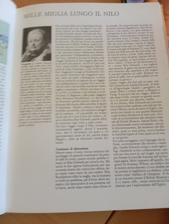 Esplorando il mondo dei faraoni, Christine Hobson, De Agostini