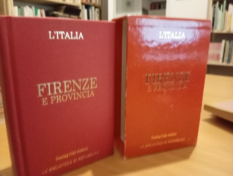 Firenze e provincia, Guida Touring rossa, La Repubblica, 2005