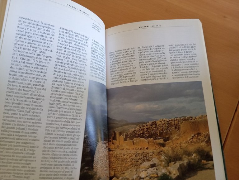 Grecia, guida archeologica Mondadori, Mario Torelli, Theodoros Mavrojanni, 1997