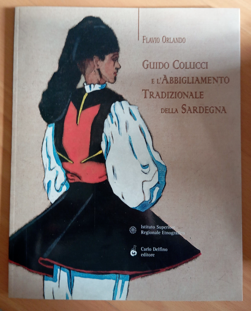 Guido Colucci e l'abbigliamento tradizionale della Sardegna, Flavio Orlando 1999