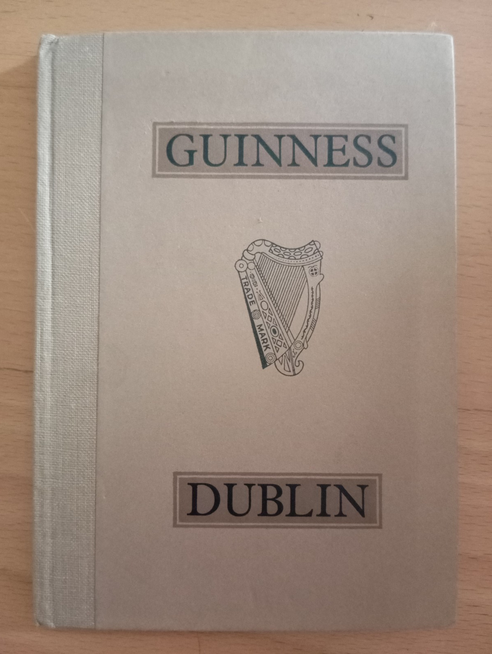 Guinness, Dublino, Guida per i visitatori, 1952 | Immagine principale