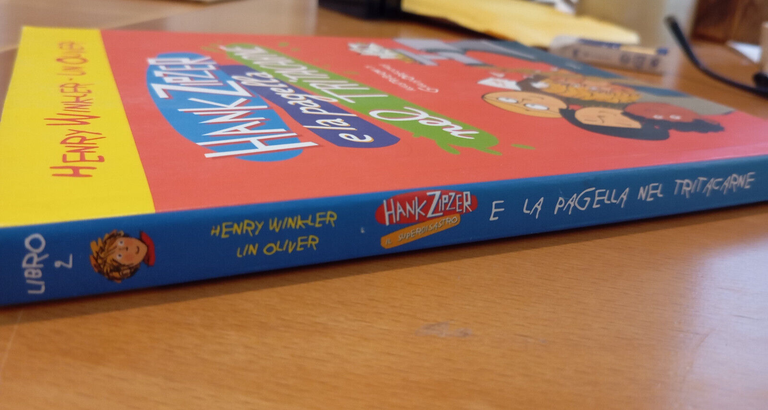 Hank Zipzer e la pagella nel tritacarne, Henry Winkler, Libro …